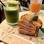 BARTELS - グリルドハム＆チーズサンドイッチ