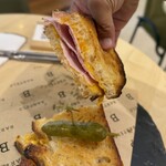 BARTELS - グリルドハム＆チーズサンドイッチ