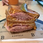 BARTELS - グリルドハム＆チーズサンドイッチ