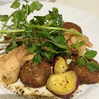 アシエット - 唐揚げとかポテトフライ（フレンチで？）