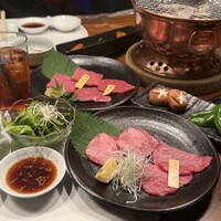 松阪牛炭火焼肉 東海亭 - 
