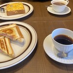 倉式珈琲店 御経塚店 - 