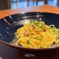 GLICINE di ACQUA PAZZA - 宮城野ポークのラグービアンコスパゲッテイ