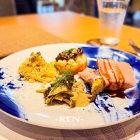 GLICINE di ACQUA PAZZA - 本日の前菜盛り合わせ