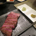 焼肉  炭聖 - 薬味はゆず胡椒と山葵