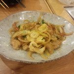 大阪 満マル - ホルモンと野菜炒め421円(2014.11.21)