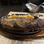 ステーキやるじゃん - 超ビッグハンバーグ460g