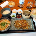 The Pier First Class Lounge - 料理写真: