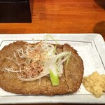 国民酒場 じぃえんとるまん - じゃこ天：350円