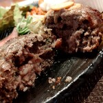 ひょうたん - 牛タンハンバーグの断面