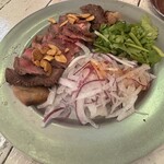 アジアン屋台バル クアトロ - 