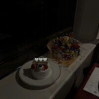 シンフォニー東京湾クルーズ - お誕生日ケーキ 花束M