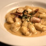 イカニョッキのアンチョビクリーム