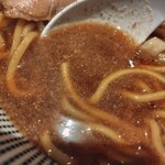 麺家 たけ田 - スープの感じ