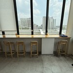 ISLAND STONE COFFEE ROASTERS - カウンター席