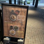 EARTH BAKERY & CAFE - 