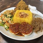 ブナケンカフェ - 料理写真:ナシクニン