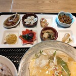 窯焼和牛ステーキの鉄板居酒屋 市場小路 - 