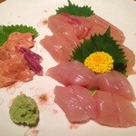 じどりや 穏座 - ｢地鶏とり鍋コース｣のお造り（淡海地鶏むね肉＆ササミ）＋白肝！。鉄板です。