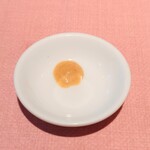 シェフス - 後から、メインと一緒に提供された(笑)、カラシ。