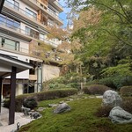 中の坊瑞苑 - 旅館表向佇まい