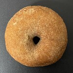 ハリッツ - 2025.11.13 (木)    ドーナツ（シナモン）　260円（税込）