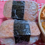 ベジバル チバットリア - スパムおにぎり♡ゴマのプチプチ感がサイコー(,,>᎑<,,)♡