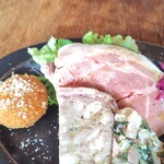 音鳴 - このライスコロッケとロースハムが最高に美味しい