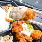 あじ太郎 - 今月のサービス弁当　牡蠣ザンタル弁当