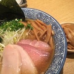 麺屋一燈 - 本当に美味しいですよ。スープまで完飲。