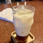 めし屋 ゐ処 - 豆乳梅ラッシー