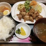 摩周湖 中原店 - からあげ定食