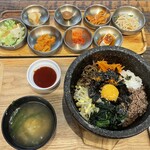 韓国料理 ホンデポチャ - 石焼ビビンパ定食
