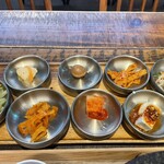 韓国料理 ホンデポチャ - 小鉢もたくさん