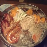 春よ来い - えび、いか、まいたけ、しらす、大根おろし、えのき、鮭など具だくさん
      汁も最高でした