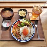 SEDUM - 料理写真:ガパオライスセット