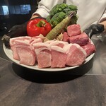 トンカツとワイン 日月 - 