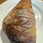gak - 付け合わせのパン
