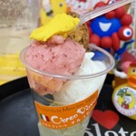 ジェラテリア チルコドーロ - 上に乗ってるビスコッティは硬いです！前歯に自信がない方はご注意ください