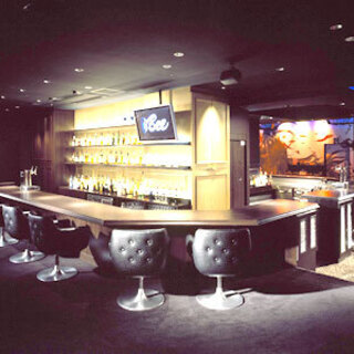 ダイニングダーツバーBee_1