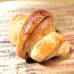 ミヤ パン - カルピスバターのクロワッサン・copain（コパン）