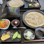 SOBADOKORO YUU - もりそば+ミニ天丼ともりそば天ぷら盛り合わせ