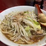 ラーメン二郎 西台駅前店 - ミニらーめん　生姜半分　ﾆﾝﾆｸ少し　あぶら少し