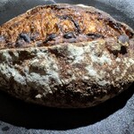 MITAKI PAIN - いちじくとクルミのカンパーニュ