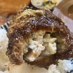 割烹 三友 - 断面