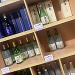 万年亀舎 - 亀齢 純米吟醸と純米酒 寒仕込