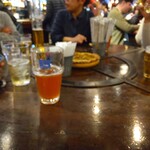 HUB 新宿靖国通り店 - 