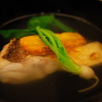 日本料理 晴山 - 甘鯛と自家製からすみのお椀