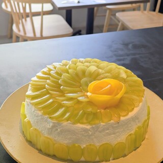 大切な方の笑顔のために◎メッセージプレートやホールケーキあり