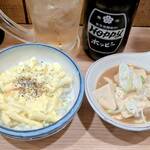 晩杯屋 - 料理写真:マカロニサラダ￥160＆煮込み(豆腐のみ)￥110